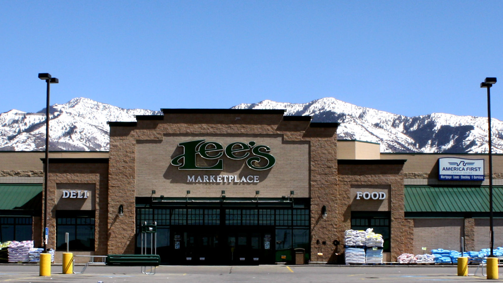 AppleCreek-LeeMarketPlace